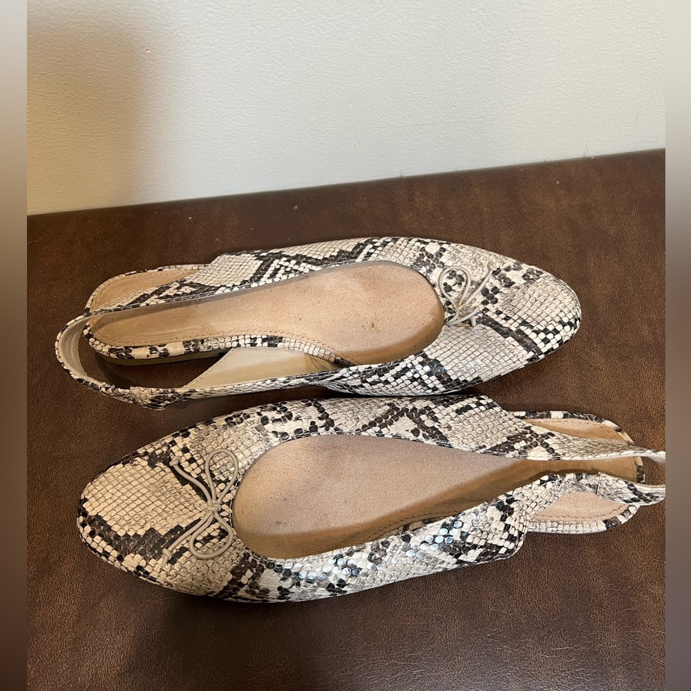 Old Navy Flats